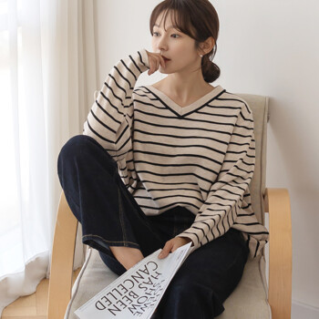 [66-120] 자체제작 하디 브이 비스코스 단가라 티셔츠 여성의류