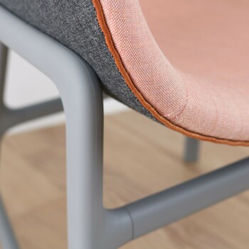 풀티 [FRITZ HANSEN 프리츠한센] Minuscule Chair l 미누스큘 체어